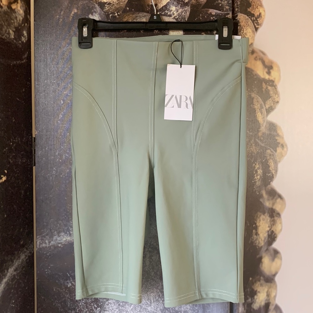 Zara High Rise Legging